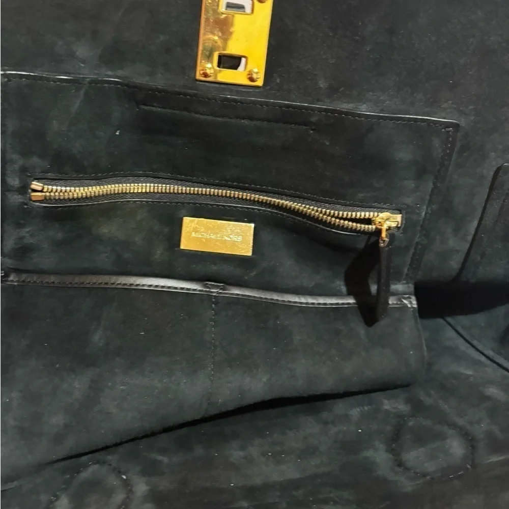 Michael kors calfskin hair/ leather Elegant Black Leather Tote Bag
